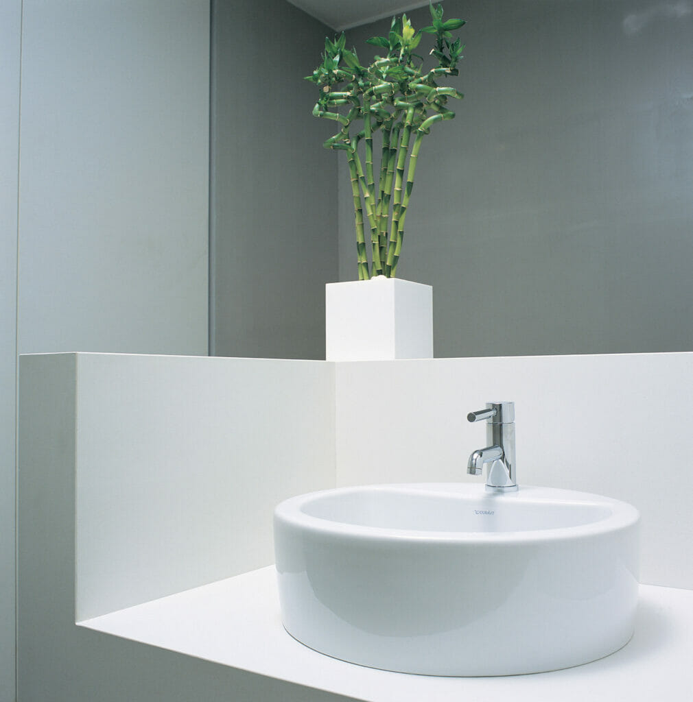 2141 Blizzard by Caesarstone available at Aqua Kitchen