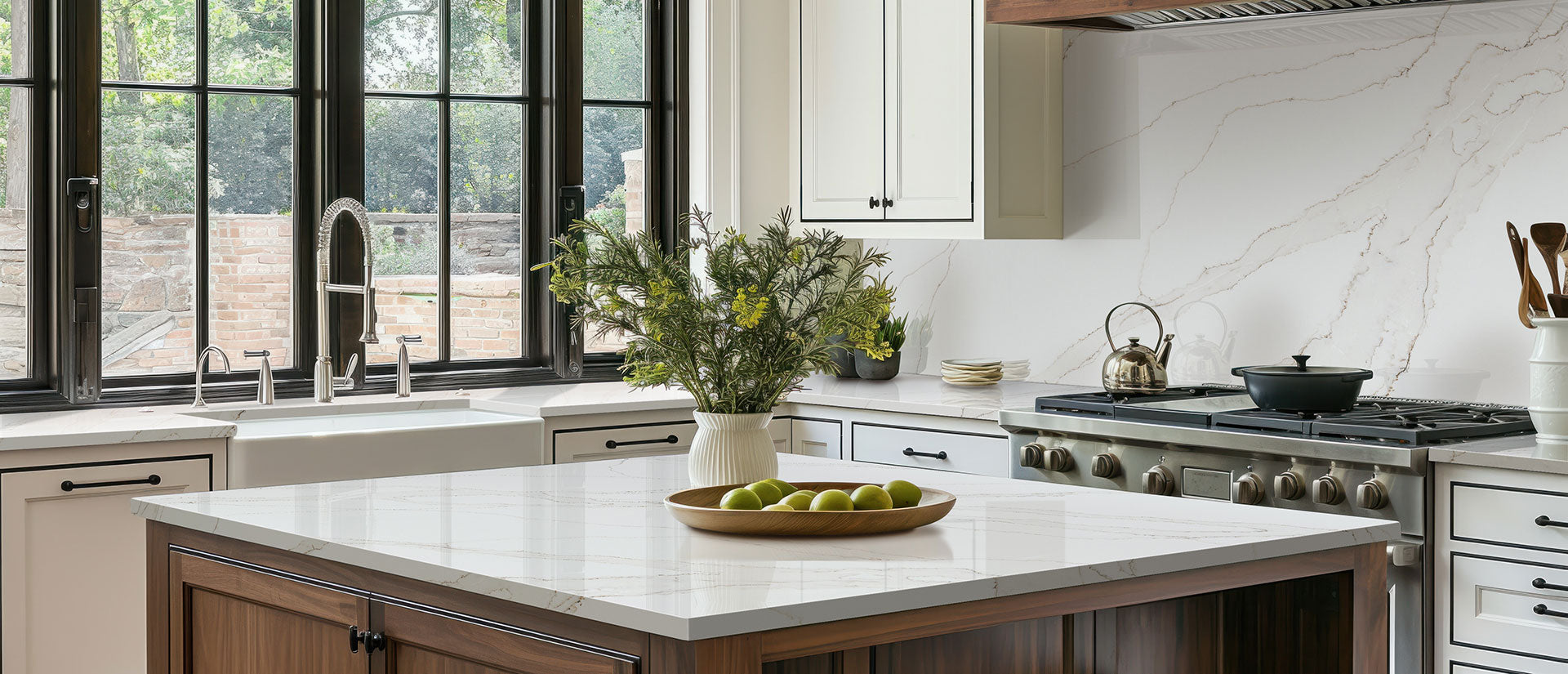 Calacatta Izaro by MSI Surfaces available at Aqua Kitchen