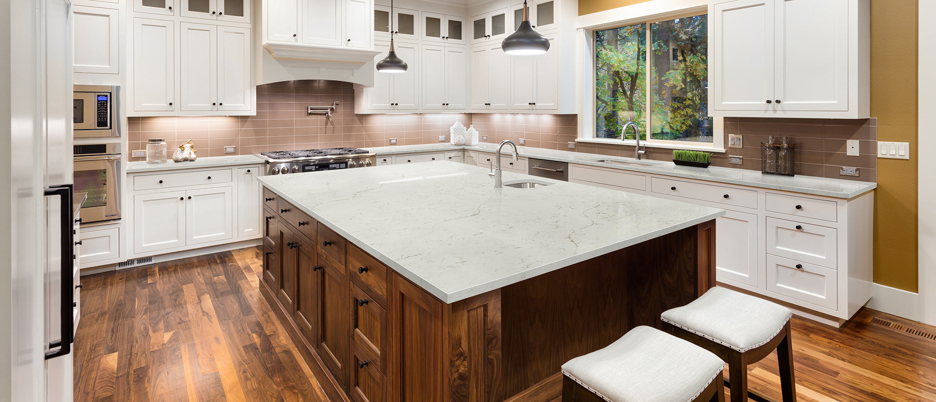 Calacatta Lavasa by MSI Surfaces available at Aqua Kitchen