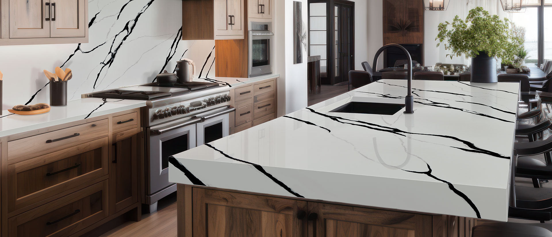 Calacatta Lumanyx by MSI Surfaces available at Aqua Kitchen
