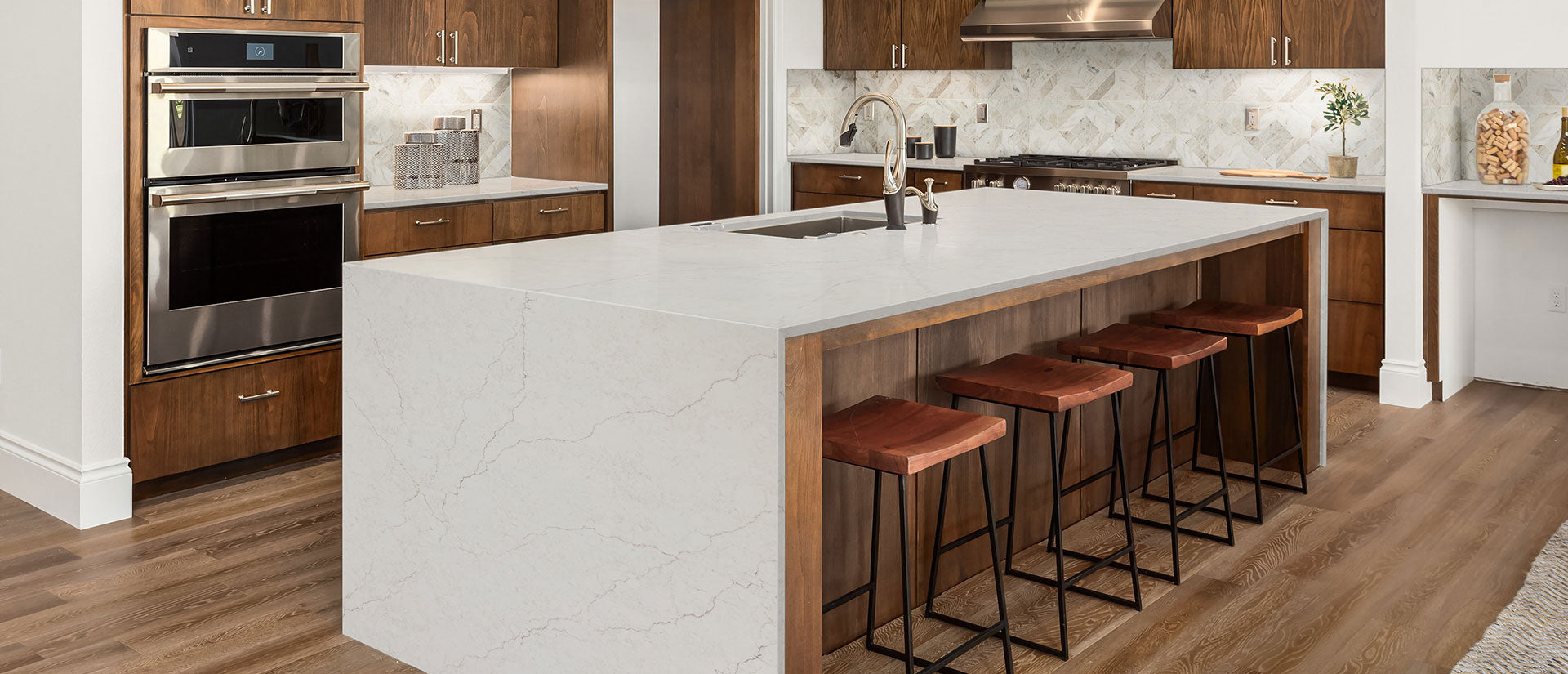 Calacatta Miraggio Sienna by MSI Surfaces available at Aqua Kitchen