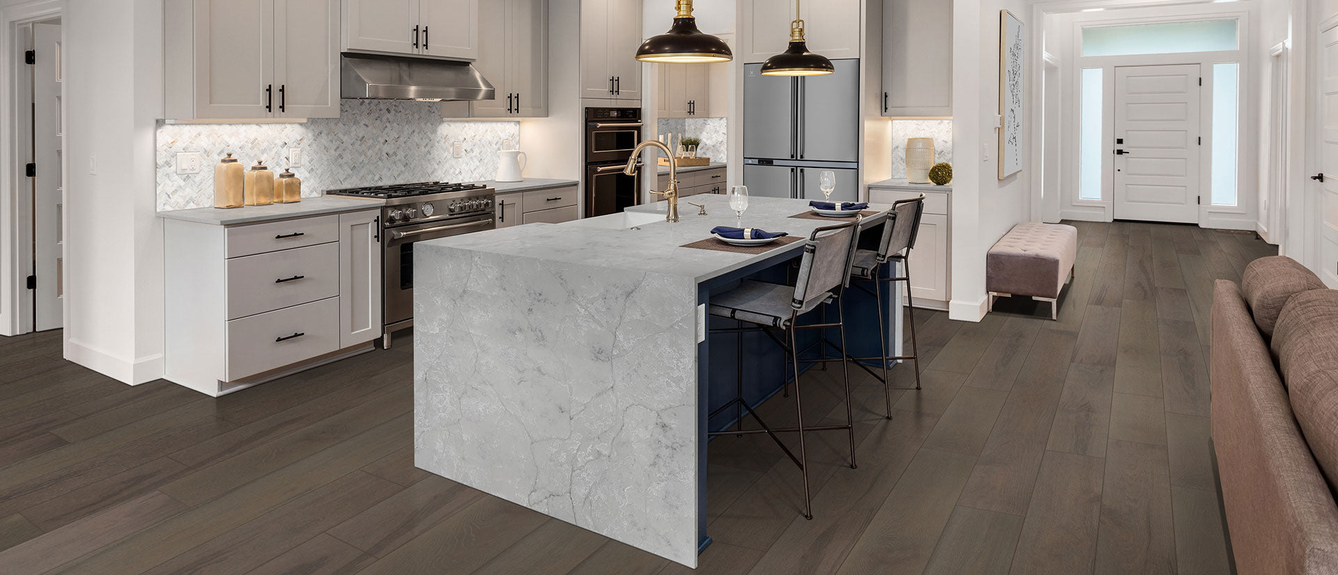 Calacatta Versailles by MSI Surfaces available at Aqua Kitchen