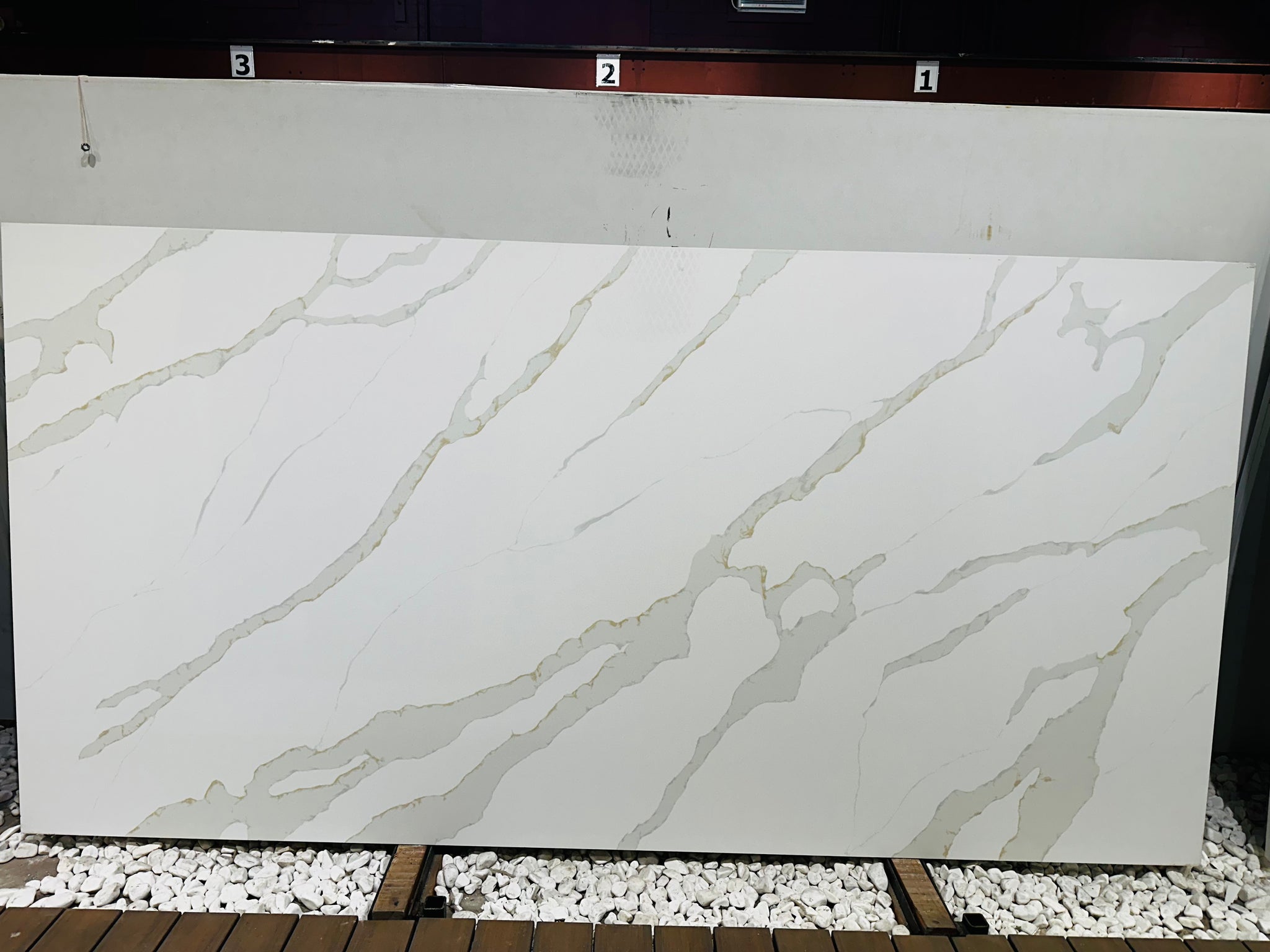 Calacata Monet Quartz Countertop Sale