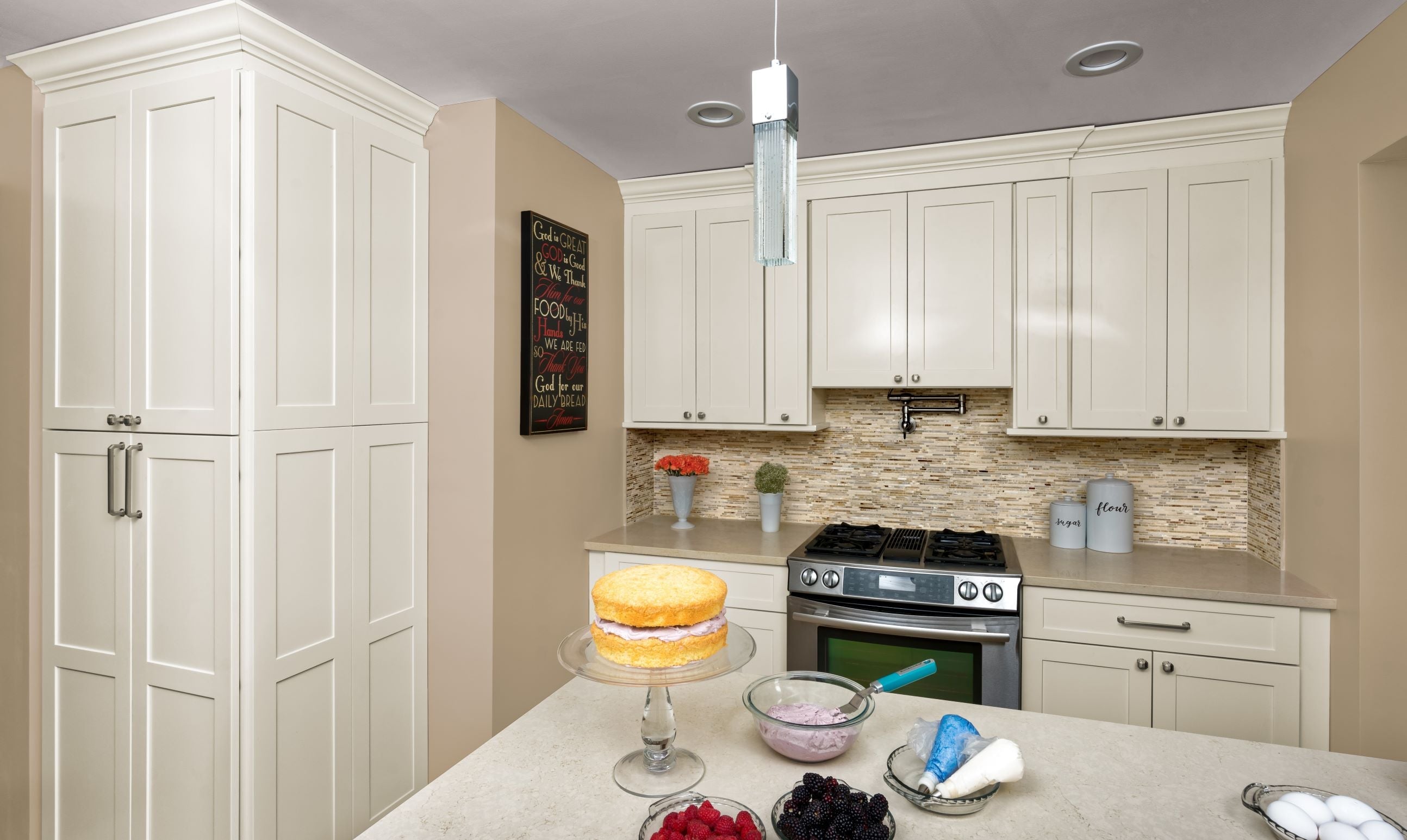 Galaxy Linen by Fabuwood available at Aqua Kitchen