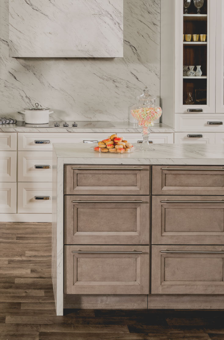 Onyx - Frost by Fabuwood available at Aqua Kitchen