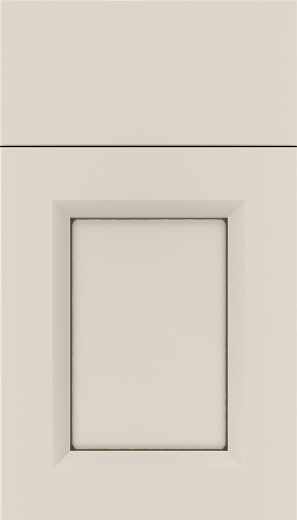 Kenna - Drizzle Smoke Glaze